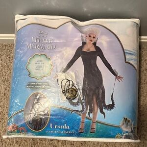 Disney Little Mermaid Ursula adult small Costume